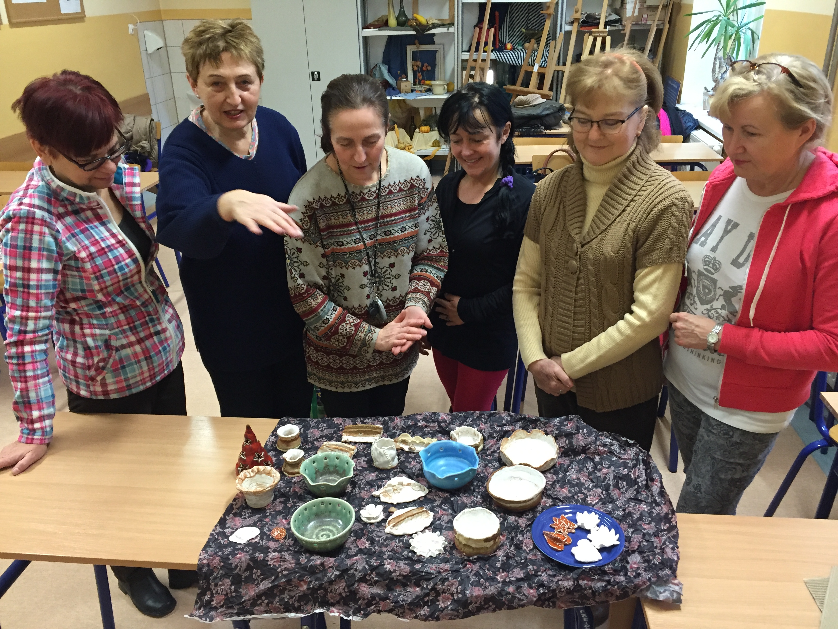 Na warsztatach ceramicznych